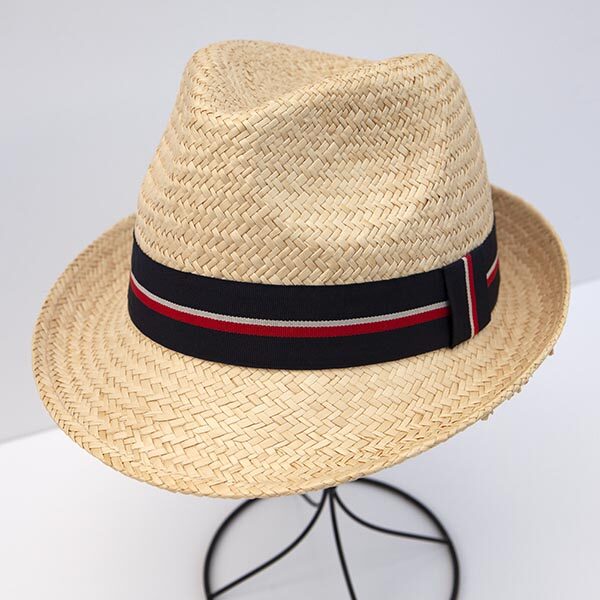 Trilby Straw